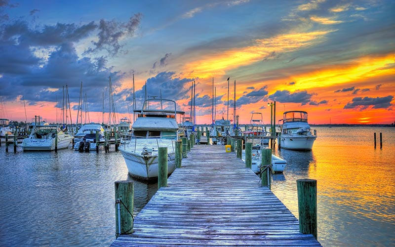 Anglers fighting tuna offshore in South Florida